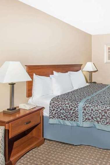 Hotel Days Inn by Wyndham Ripley photo 2