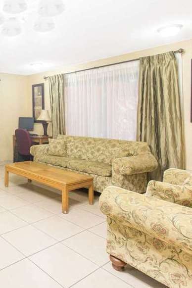 Hotel Days Inn by Wyndham Ripley photo 3