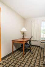 Hotel Baymont by Wyndham Albany MN photo 3