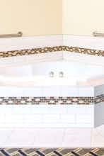 Hotel Super 8 by Wyndham Wheeling WV photo 5