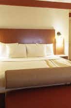 Hotel La Quinta Inn Stes Atlanta photo 1