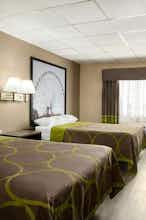 Hotel Super 8 by Wyndham Gainesville TX photo 2