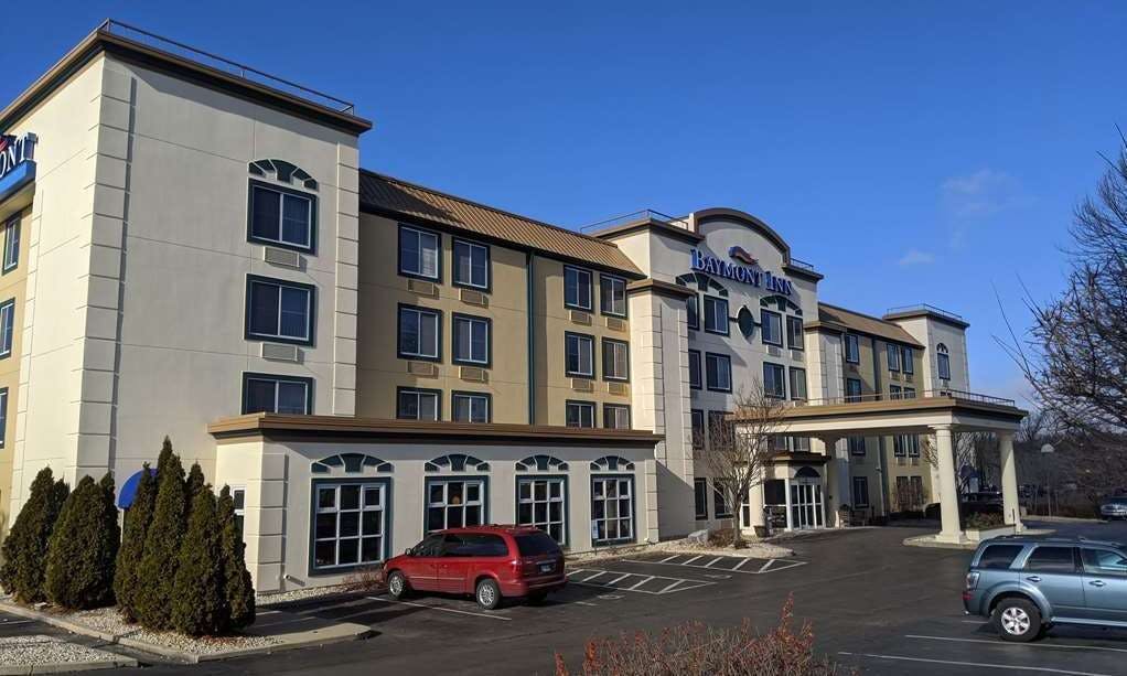 Baymont by Wyndham Rockford