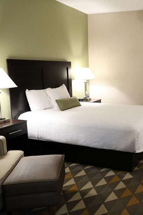 Hotel Baymont by Wyndham Rockford photo 1