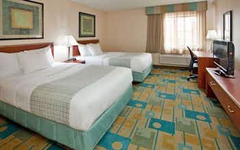 Hotel La Quinta Inn Ste West Clive photo 3