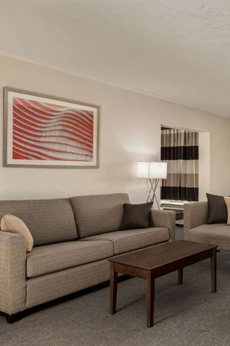 Hotel RA Sarasota Waterfront photo 2