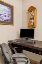 Hotel Super 8 by Wyndham Sioux City South photo 2