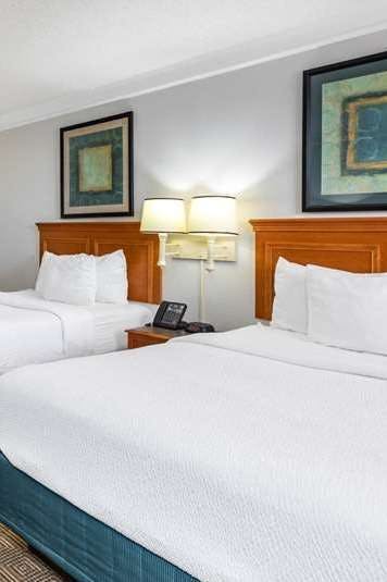 Hotel La Quinta Inn by Wyndham El Paso West photo 2