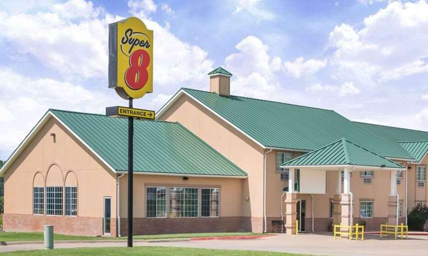 Super 8 by Wyndham Winfield/Quail Ridge Area