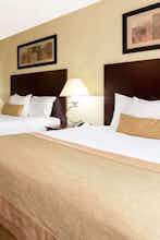 Hotel Wingate Dayton Fairborn photo 2