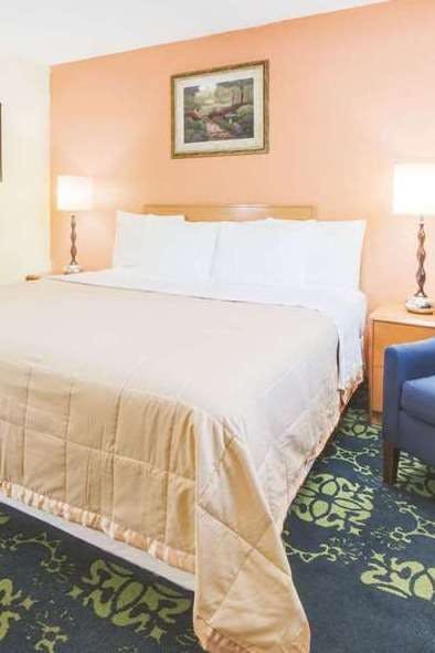 Hotel Travelodge by Wyndham Ruidoso photo 2