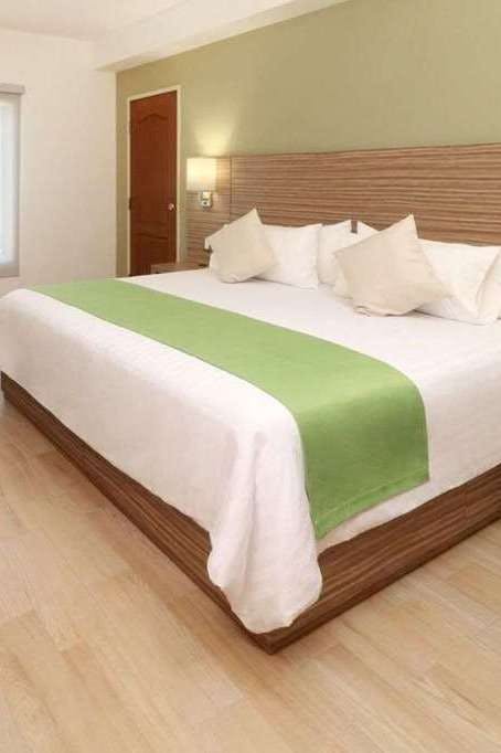 Hotel Wyndham Garden Monterrey Valle Real photo 3