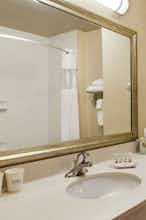 Hotel Days Inn and Suites Edmonton photo 4