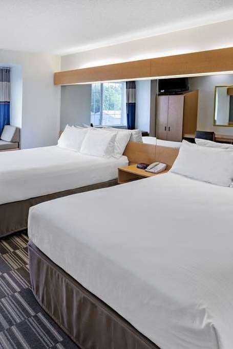 Hotel Microtel Inn & Suites by Wyndham Plattsburgh photo 1