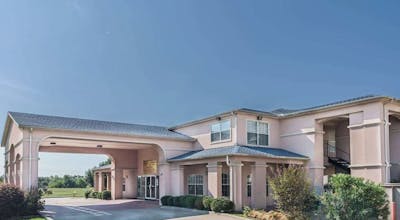 Super 8 by Wyndham Greenville