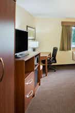 Hotel AmericInn Grand Frk photo 3