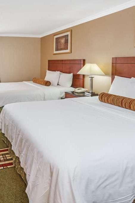 Hotel HoJo Pasadena photo 2