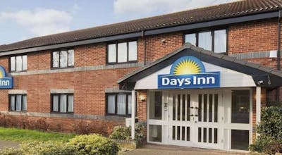 Days Inn by Wyndham Michaelwood M5
