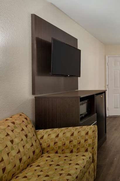 Hotel Days Inn by Wyndham Lawton photo 4