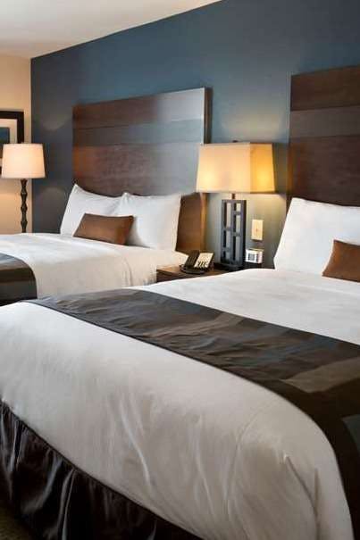 Hotel Wingate by Wyndham Seminole photo 1