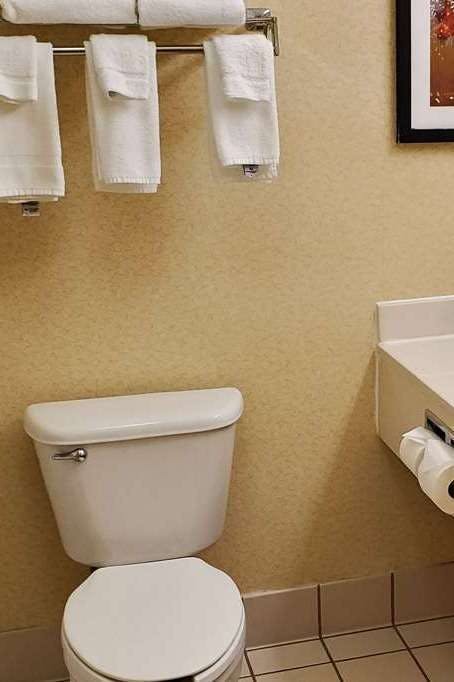 Hotel Wingate Uniontown photo 4