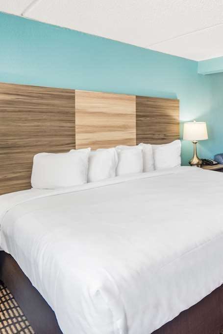 Hotel La Quinta Inn & Suites by Wyndham Sevierville / Kodak photo 2