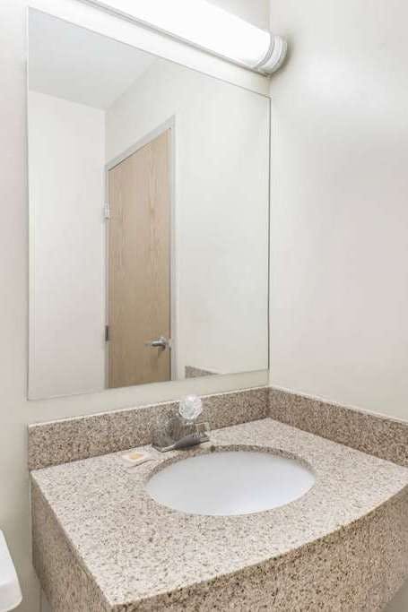 Hotel Baymont Boardman photo 3