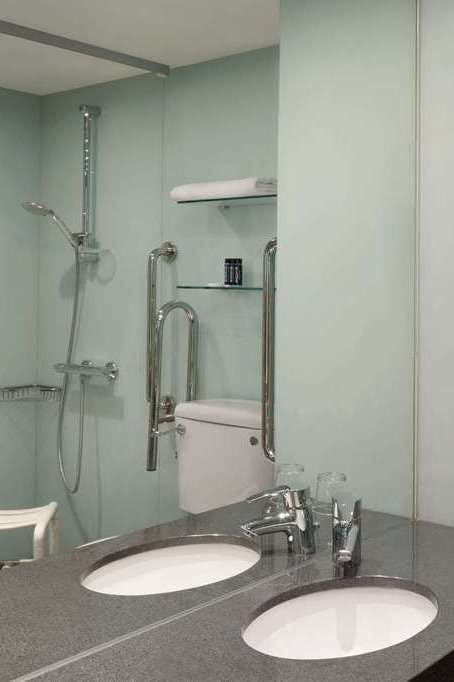 Hotel Ramada Encore by Wyndham Kyiv photo 4