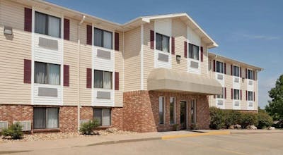 Travelodge by Wyndham Jefferson City