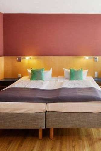 Hotel Amedia Dresden Elbpromenade photo 1