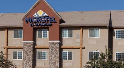 Microtel Inn & Suites by Wyndham Wheeler Ridge