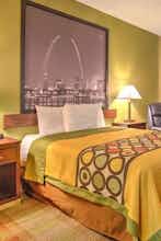 Hotel Super 8 Waterloo photo 2