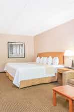 Hotel Days Inn Duluth Lakewalk photo 1