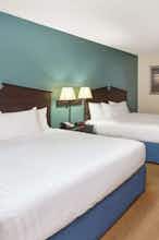 Hotel AmericInn Green Bay East photo 1