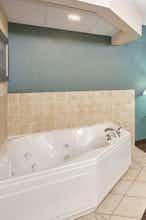 Hotel AmericInn Green Bay East photo 4