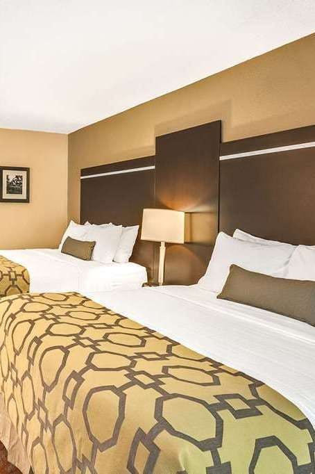 Hotel Baymont by Wyndham Gatlinburg On The River photo 1