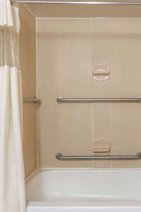 Hotel Wingate by Wyndham Macon I-75 photo 5