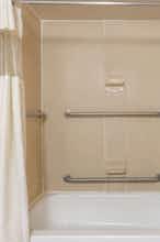 Hotel Wingate by Wyndham Macon I-75 photo 5