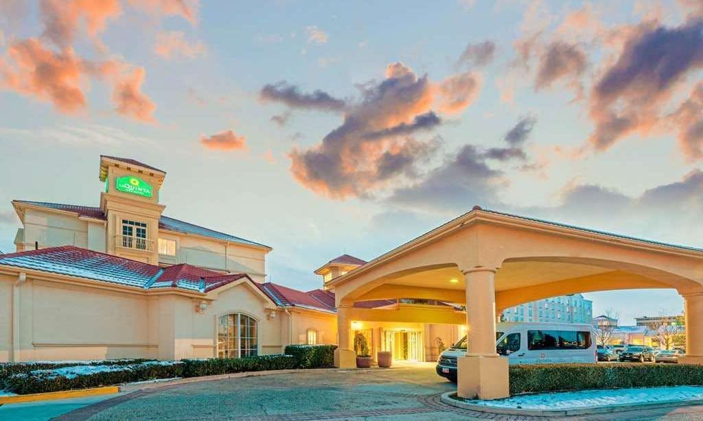 La Quinta Inn & Suites by Wyndham Salt Lake City Airport