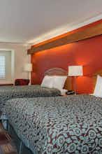 Hotel Days Inn and Suites Antioch photo 1