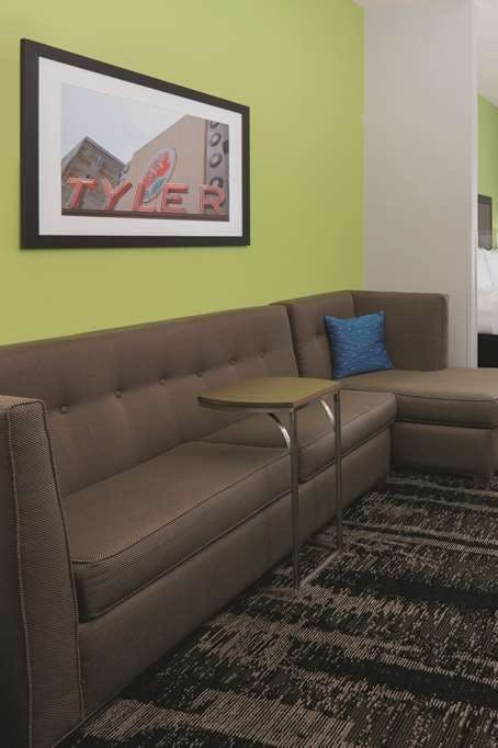 Hotel La Quinta Inn & Suites by Wyndham Tyler South photo 5