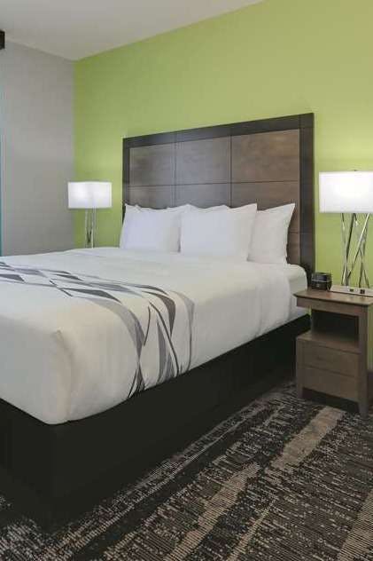 Hotel La Quinta Inn & Suites by Wyndham Tyler South photo 2