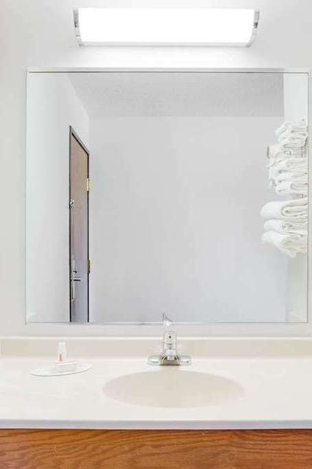 Hotel Super 8 by Wyndham Oelwein photo 3