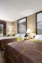 Hotel Super 8 Green Bay I43 Bus Park photo 2