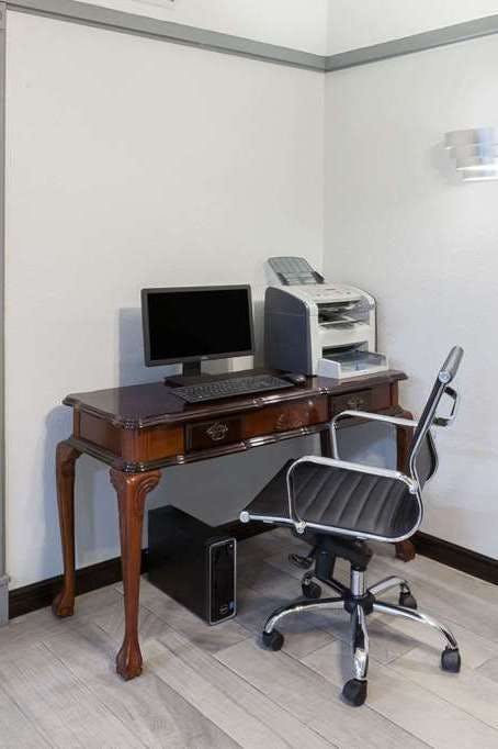 Hotel Super 8 Kingsville photo 4