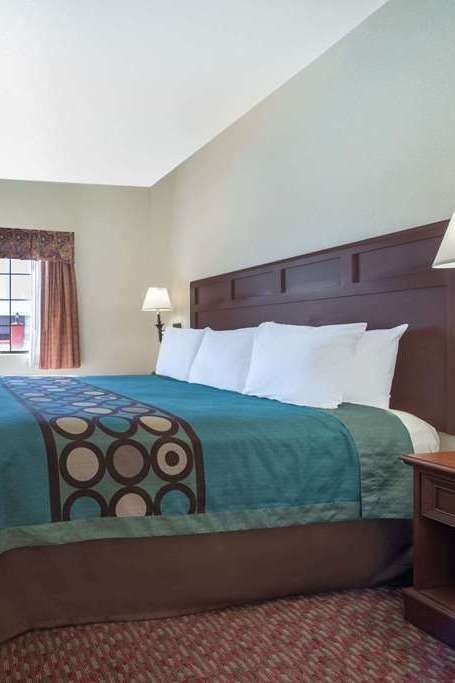 Hotel Super 8 by Wyndham Abilene South photo 2