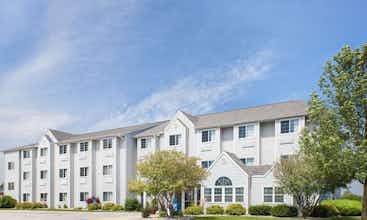 Hotel Microtel Clear Lake photo 2