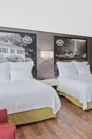 Hotel Super 8 Sturbridge MA photo 2