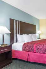 Hotel Days Inn Dayton photo 1