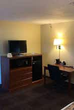 Hotel Baymont Inn Suites LeMars photo 4